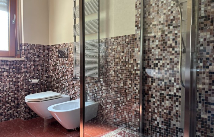 Luxury furnished duplex apartment with garden and garage in Sambuceto, near Pescara International Airport - 8