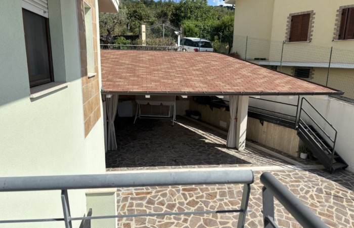 Luxury furnished duplex apartment with garden and garage in Sambuceto, near Pescara International Airport - 15