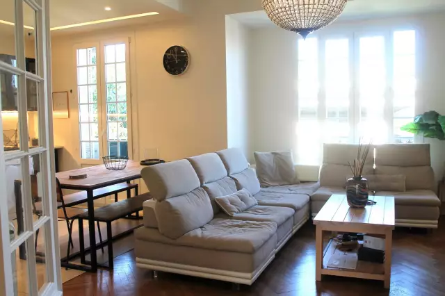 Top Floor Belle Epoque – Fleurs/Gambetta - 2