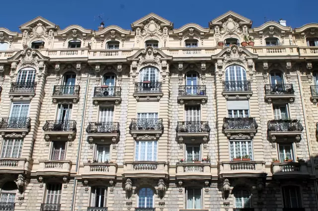 Top Floor Belle Epoque – Fleurs/Gambetta - 13